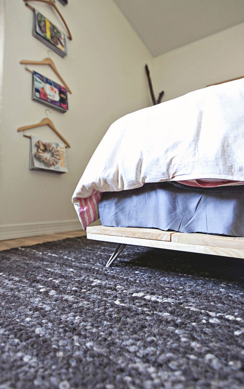 Diy simple wood bedframe