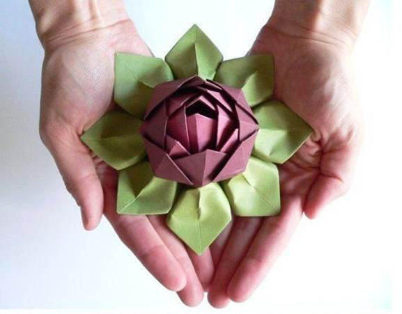 Diy origami lotus flower