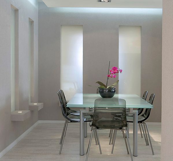 Frosted glass dining table design