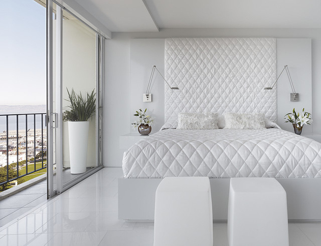 8-white-room-interiors-25-gorgeous-design-ideas.jpg