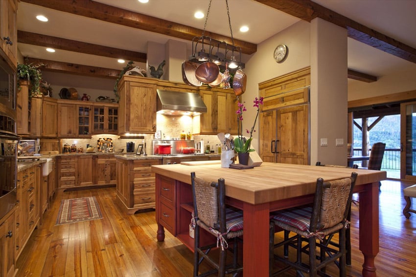 Wood country kitchen with exposed beams