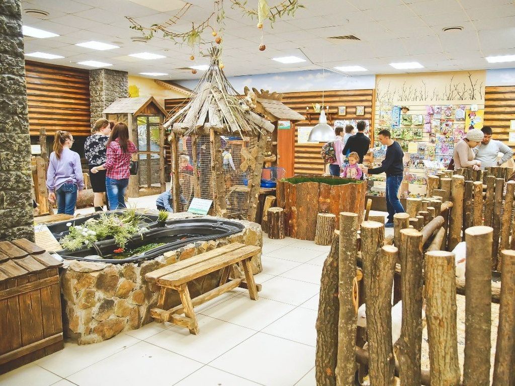 онтактный зоопарк «Джунгли зовут» входит в ТОП-10 лучших контактных зоопарков  Москвы 
